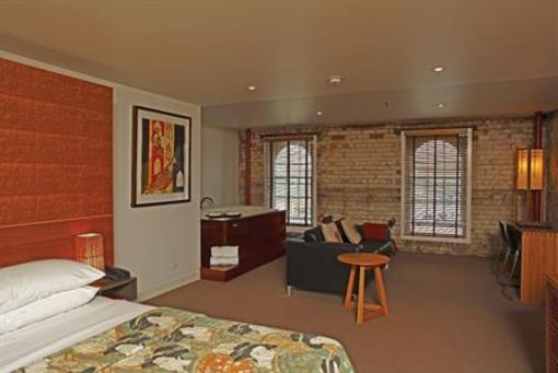 фото отеля The Henry Jones Art Hotel