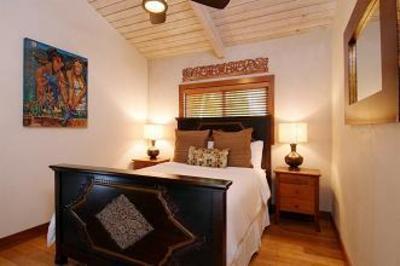 фото отеля Paia Inn Hotel