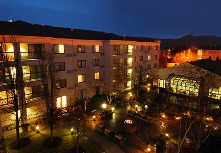 фото отеля Courtyard by Marriott Boise Downtown