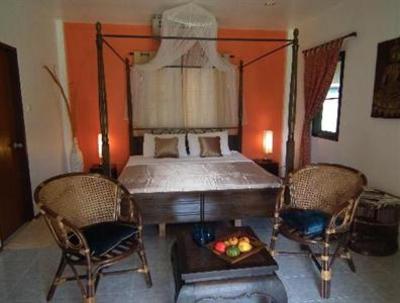 фото отеля Phuket Lotus Bungalows
