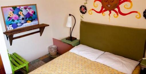 фото отеля Hostal San Fransiskuni