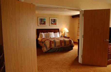 фото отеля Doubletree By Hilton Bloomington