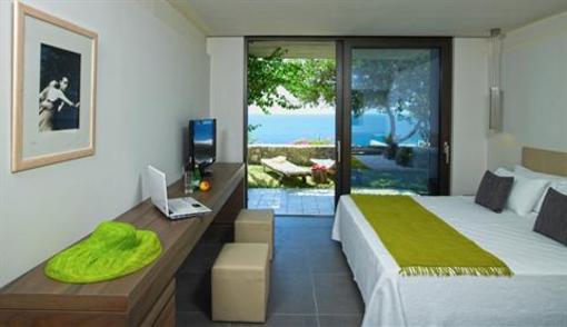 фото отеля White Rocks Hotel and Bungalows