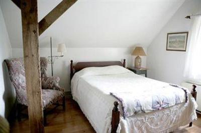 фото отеля The Inn At Millrace Pond
