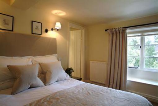 фото отеля The Red Lion Inn Long Compton