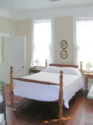 фото отеля 1888 Wensel House Bed and Breakfast