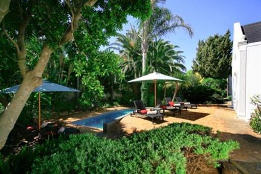 фото отеля 4 Heaven Guesthouse