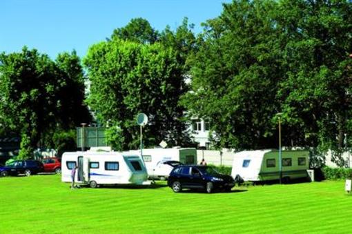 фото отеля Auto Camping Park Apartment Jelenia Gora