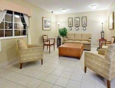фото отеля Hawthorn Suites Hartford Meriden