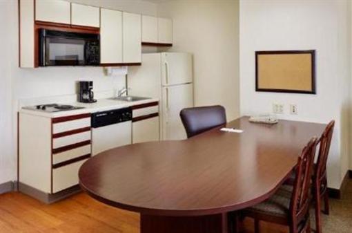 фото отеля Hawthorn Suites Hartford Meriden