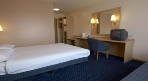 фото отеля Travelodge Liverpool Docks Hotel