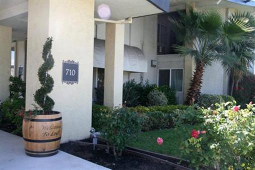 фото отеля BEST WESTERN Royal Host Inn