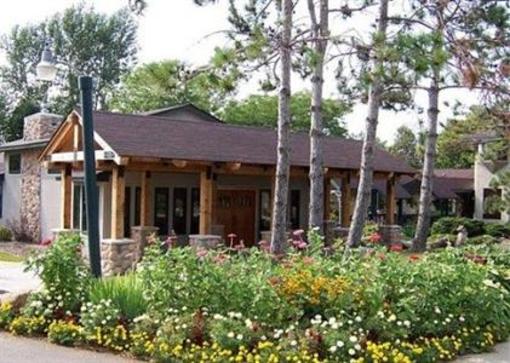 фото отеля Riverwood Inn and Conference Center