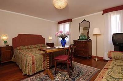фото отеля Hotel San Zulian