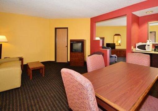 фото отеля Comfort Suites Stevens Point