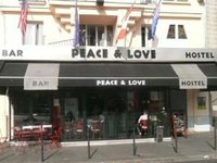 Peace and Love Hostel Paris