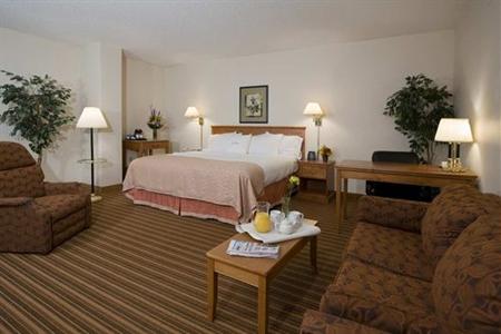 фото отеля Doubletree Club Dallas - Farmer's Branch