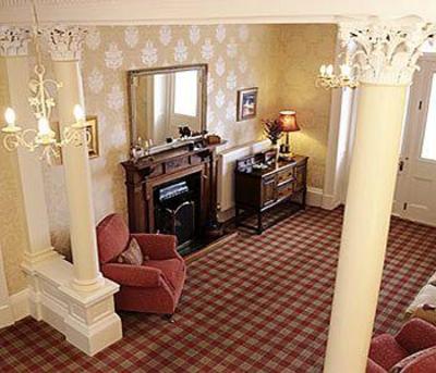 фото отеля Hunters Quay Hotel