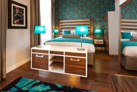 фото отеля Hotel Indigo Edinburgh