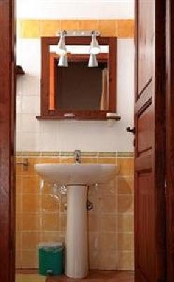 фото отеля Borgo San Francesco Bed & Breakfast Gioiosa Marea