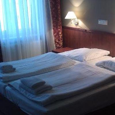 фото отеля Hotel Hamburg Altona