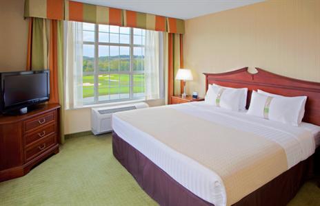фото отеля Holiday Inn & Suites Front Royal Blue Ridge Shadows