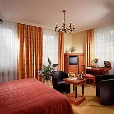 фото отеля Hotel am Congress-Centrum