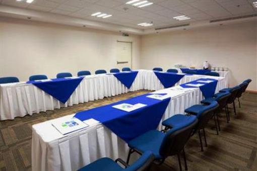 фото отеля Holiday Inn Express Irapuato