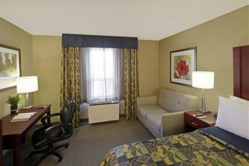 фото отеля Travelodge Oshawa Whitby