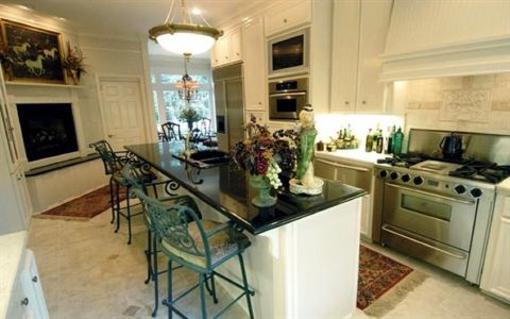 фото отеля Perrin Guest House Inn