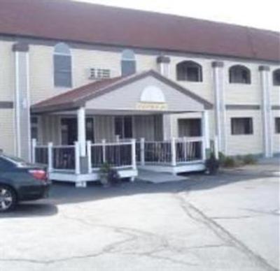 фото отеля All Seasons Inn & Suites