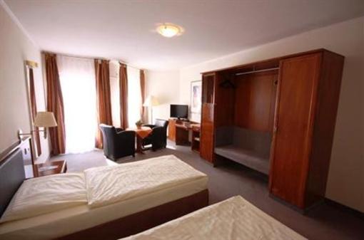 фото отеля Apartments Seligenstadt