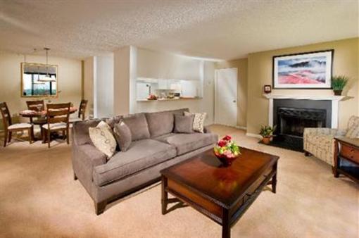 фото отеля Oakwood Gaithersburg