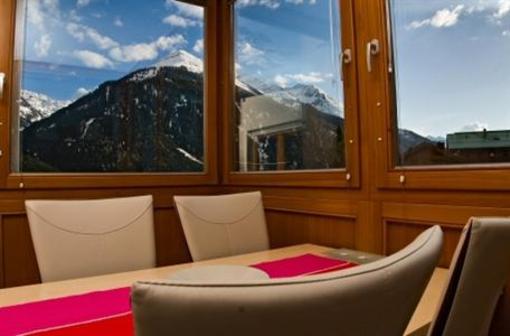 фото отеля Fellinger Apartment Pettneu am Arlberg