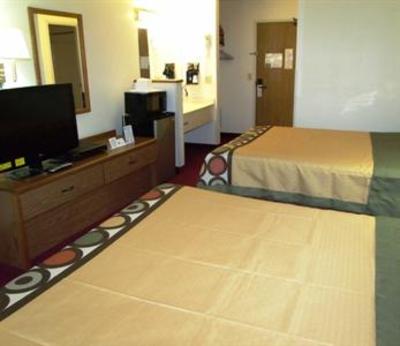 фото отеля Americas Best Value Inn & Suites Harrisonville
