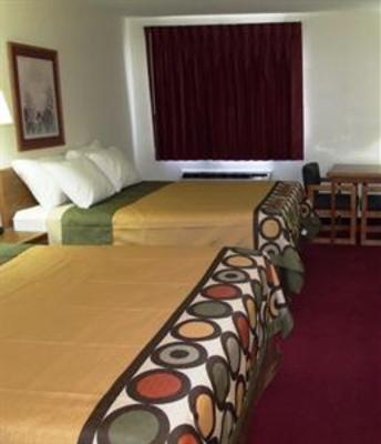 фото отеля Americas Best Value Inn & Suites Harrisonville