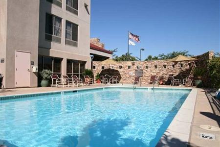 фото отеля Hampton Inn San Marcos