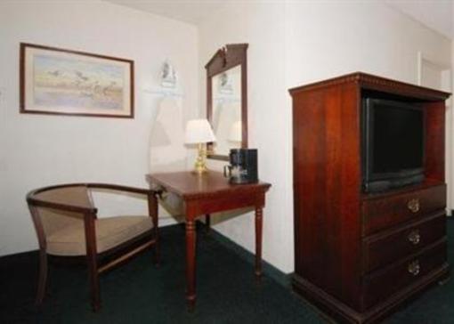 фото отеля Econo Lodge Wisconsin Rapids