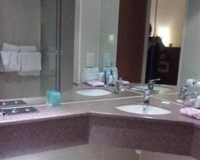 фото отеля Mercure Cardiff Centre