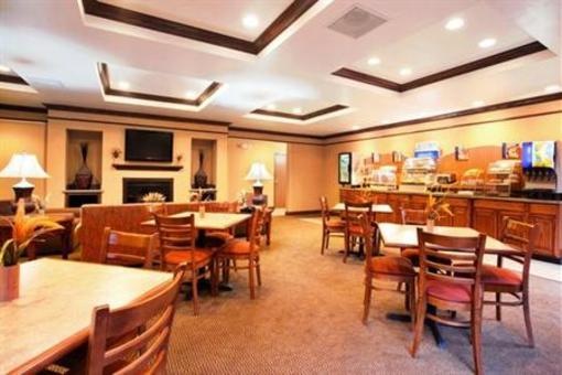 фото отеля Holiday Inn Express Hotel & Suites Mattoon