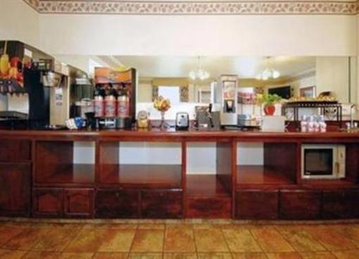 фото отеля Comfort Inn & Suites Lancaster (California)