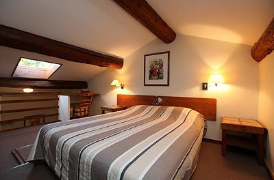 фото отеля Hotel Les Mejeonnes Valaurie