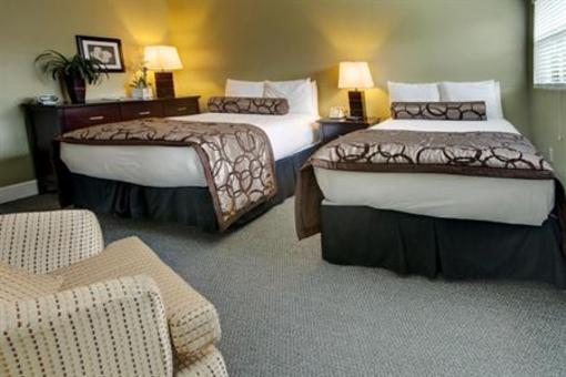 фото отеля Sea Breeze Inn & Cottages