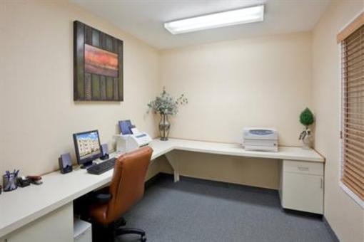 фото отеля Candlewood Suites Medford