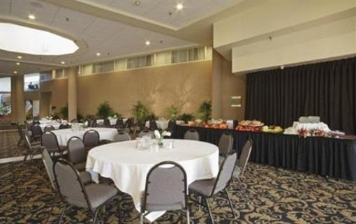 фото отеля Holiday Inn Hurstbourne East Louisville (Kentucky)