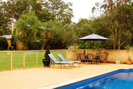 фото отеля Chez Vous Villas Pokolbin