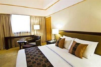 фото отеля Berjaya Manila Hotel - Philippines