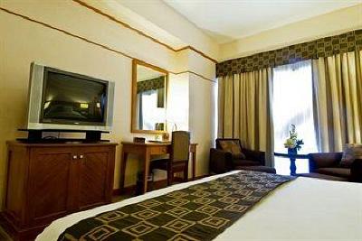 фото отеля Berjaya Manila Hotel - Philippines