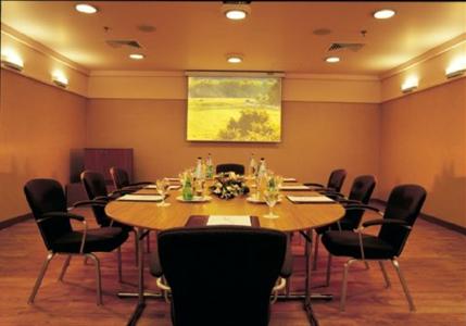 фото отеля Holiday Inn Athens - Attica Avenue