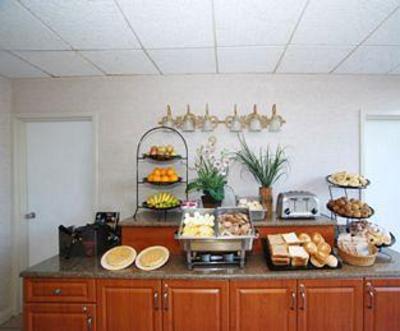 фото отеля BEST WESTERN PLUS Fort Myers Inn & Suites